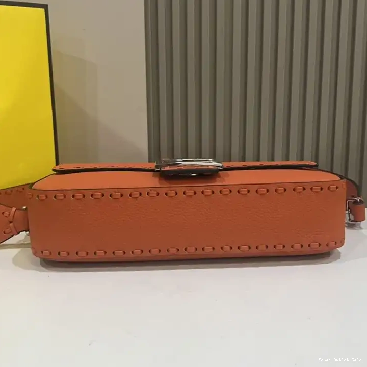 Cheap In Leather Orange Baguette Selleria Fendi Medium Romano Bag Cuoio 0403
